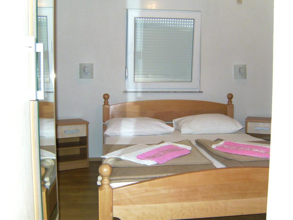 Pansion Pero Elez Medjugorje Quarto foto